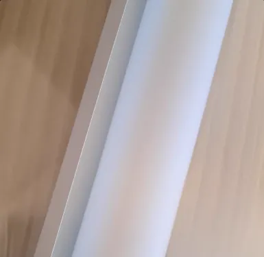 рулон матового белого пластика 3 м, толщина 0,5