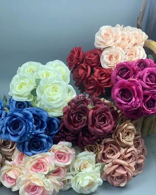 букет из 7 роз диаметр 10 см синий