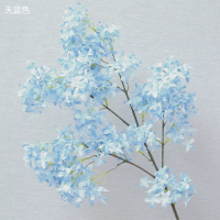 ветка сирени синяя