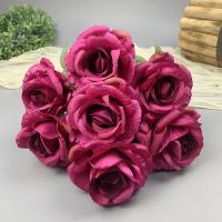 букет из 7 роз диаметр 10 см фиолетово-розовый