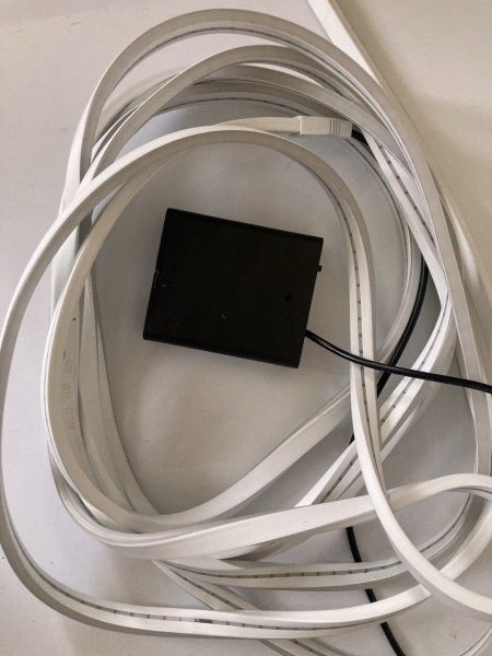 Неон 5 метров на батарейках холодный белый