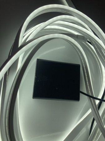 Неон 5 метров на батарейках холодный белый