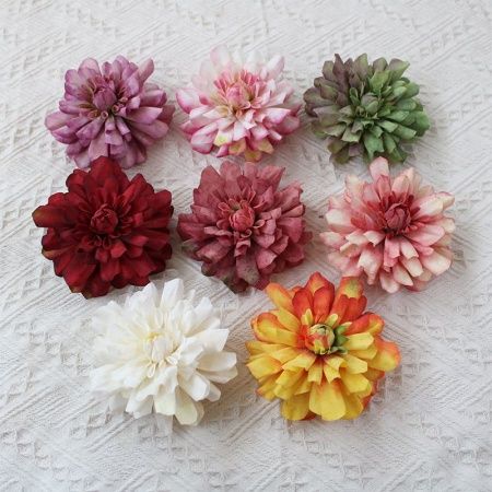 пачка 20 штук георгин пасифик бело-фиолетовый