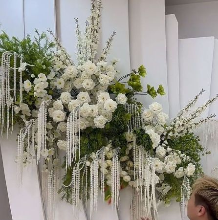 амарант пластик белый