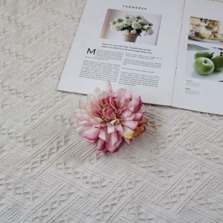 пачка 20 штук георгин пасифик бело-фиолетовый