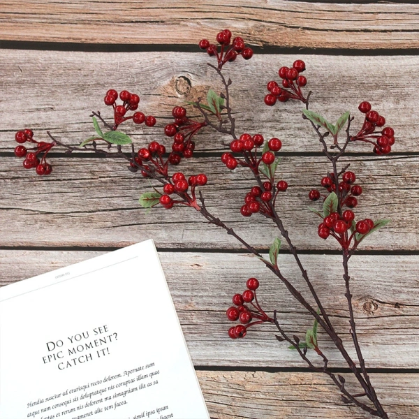 ветка красных ягод опт 10 штук