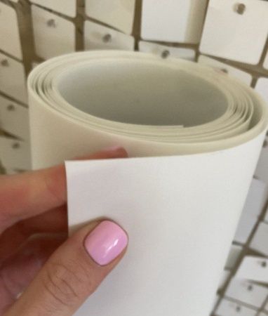 рулон матового белого пластика 3 м, толщина 0,5