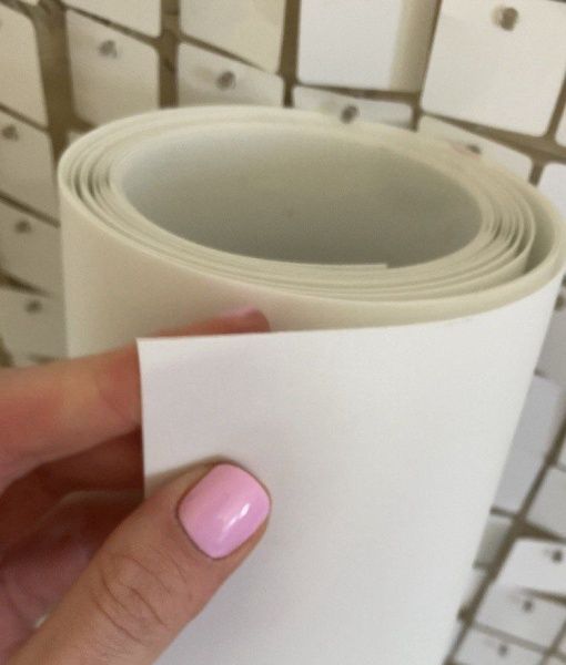 рулон матового белого пластика 3 м, толщина 0,5